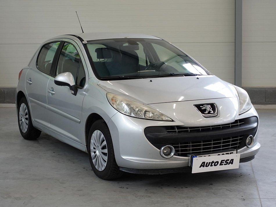 Peugeot 207 1.6i 