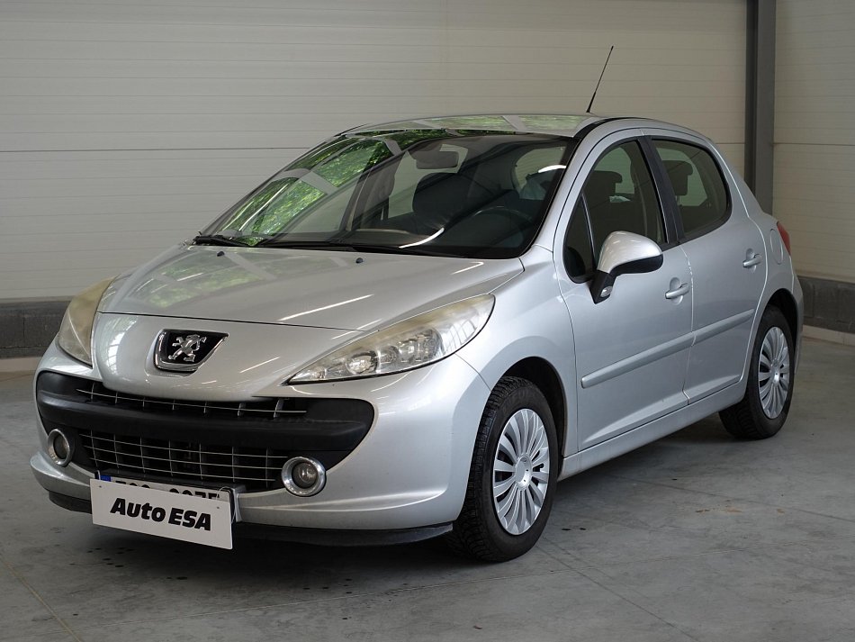 Peugeot 207 1.6i 