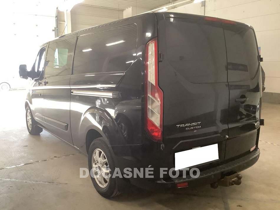 Ford Transit Custom 2.2TDCi Limited L2 5míst