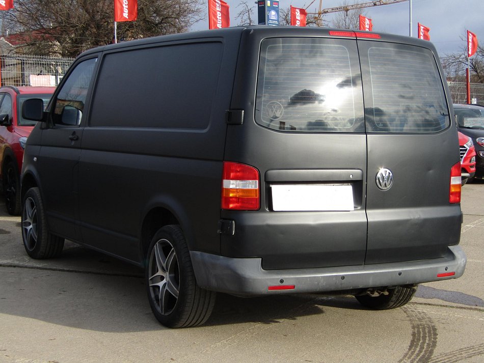 Volkswagen Transporter 2.5TDi 