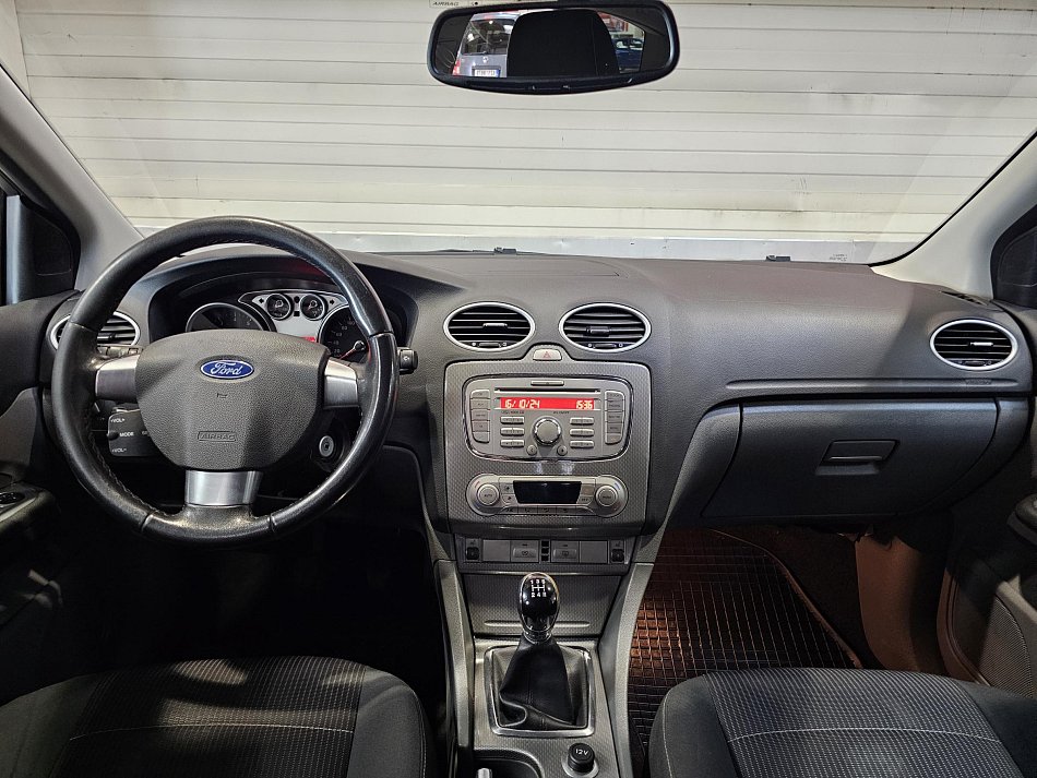 Ford Focus 1.6 16V 