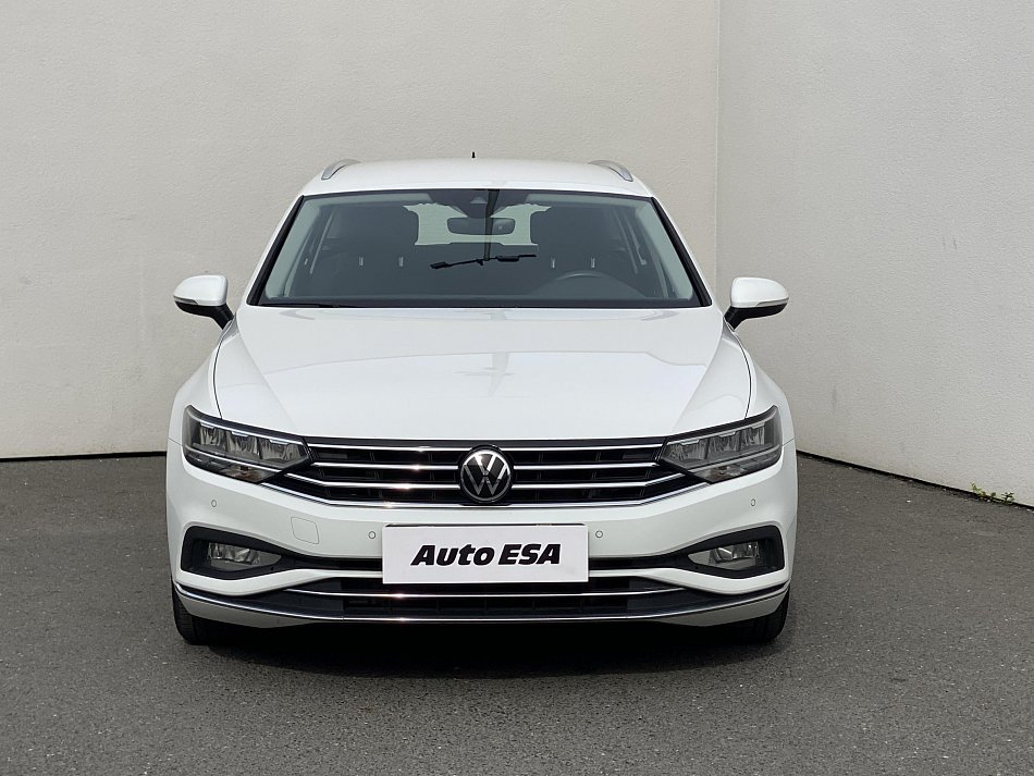 Volkswagen Passat 2.0 TDi Elegance