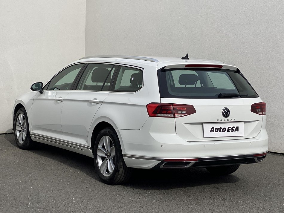 Volkswagen Passat 2.0 TDi Elegance