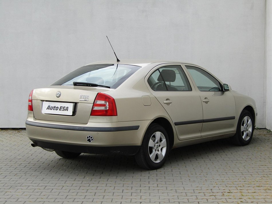 Škoda Octavia II 1.6 i Ambiente