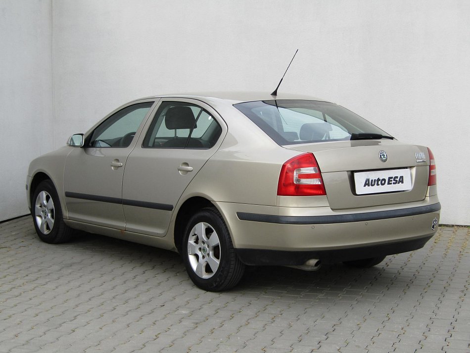 Škoda Octavia II 1.6 i Ambiente