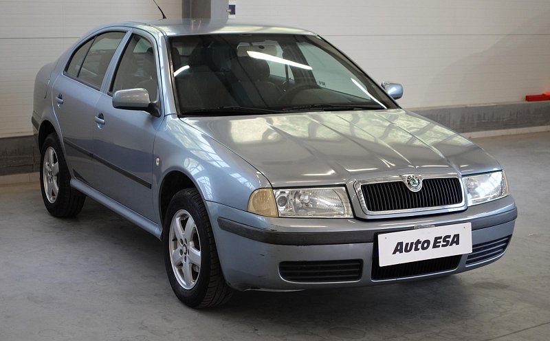 Škoda Octavia 1.6i Elegance