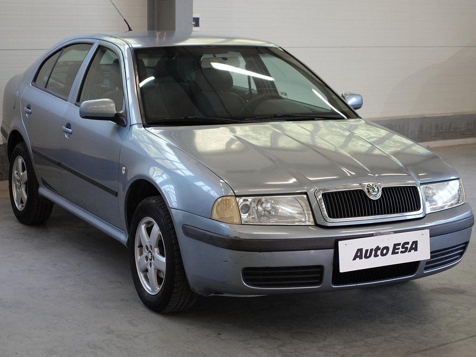 Škoda Octavia 1.6i Elegance