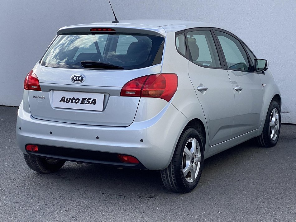 Kia Venga 1.4i 