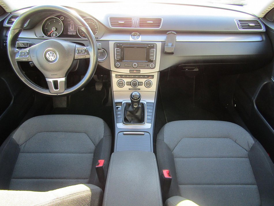 Volkswagen Passat 2.0 TDi Comfortline