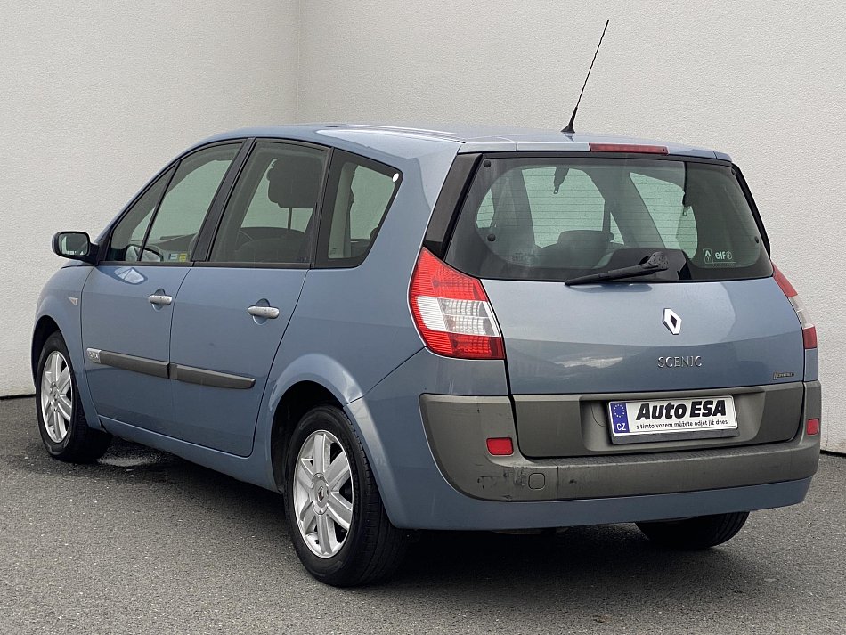 Renault Scénic 2.0 16V  7míst