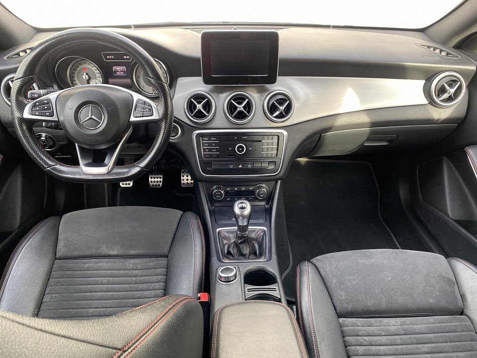 Mercedes-Benz CLA 2.2 CDi AMG 200