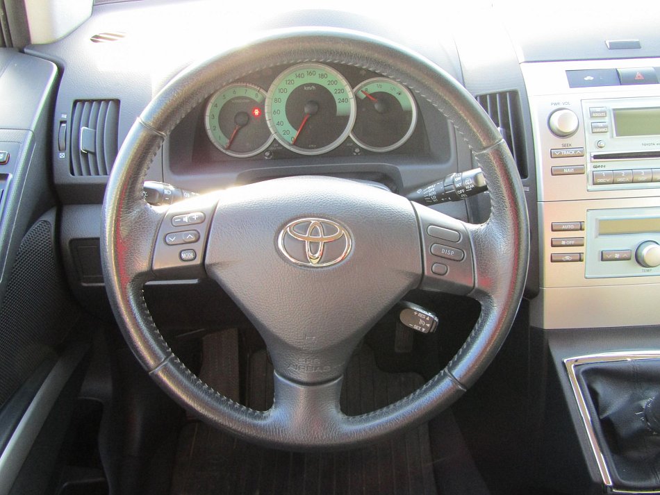 Toyota Corolla Verso 1.6 16V 