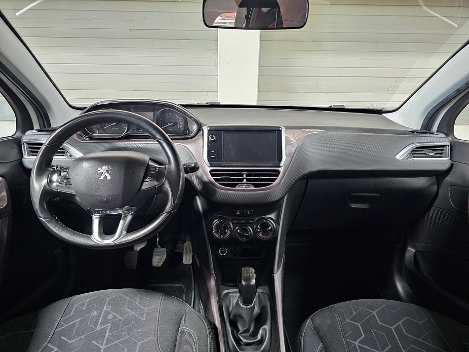 Peugeot 2008 1.2VTi 