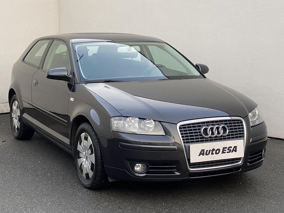 Audi A3 1.6i Attraction