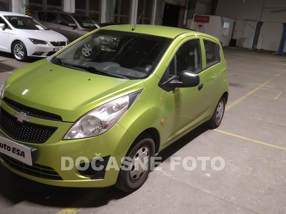 Chevrolet Spark 1.0i 