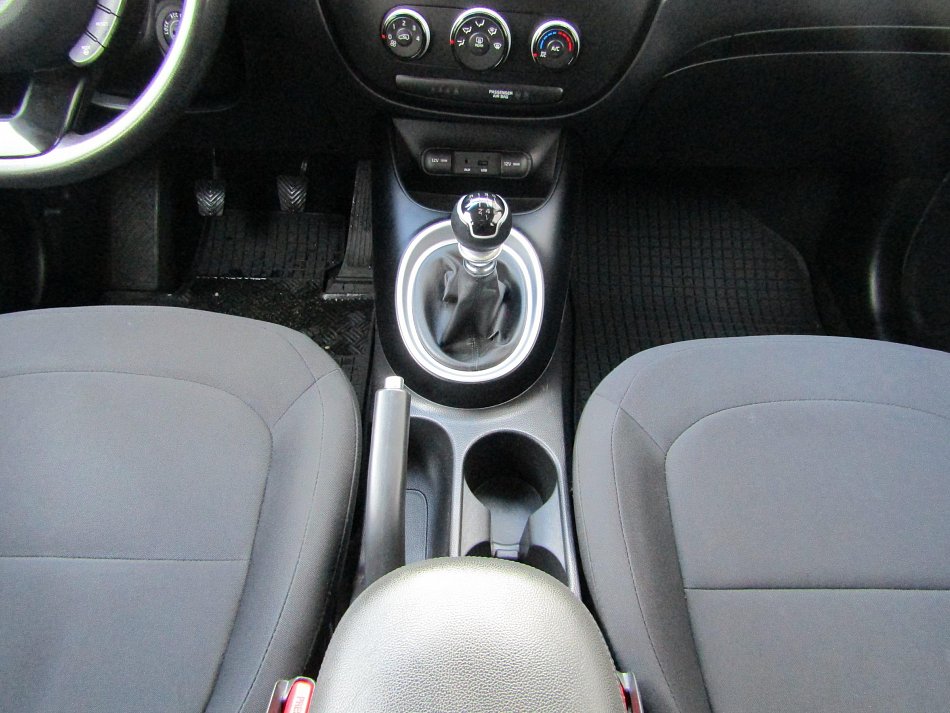 Kia Soul 1.6i 