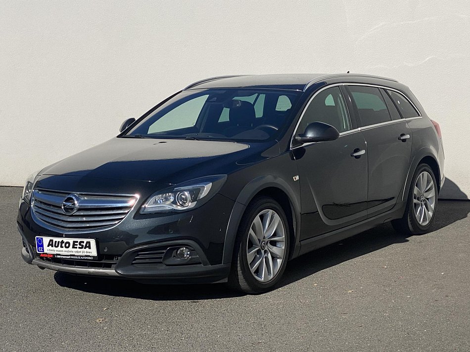 Opel Insignia 2.0 CDTi Country Tourer