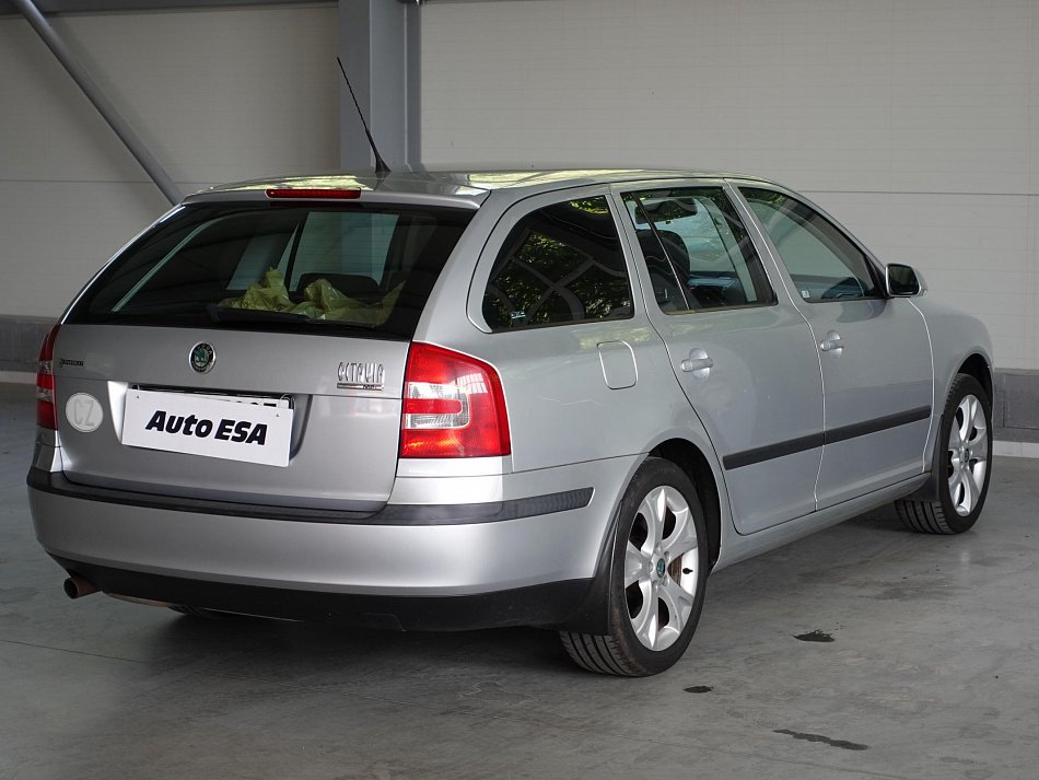 Škoda Octavia II 1.6i 