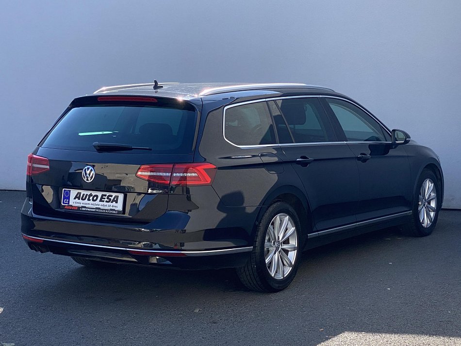 Volkswagen Passat 2.0 TDi Highline