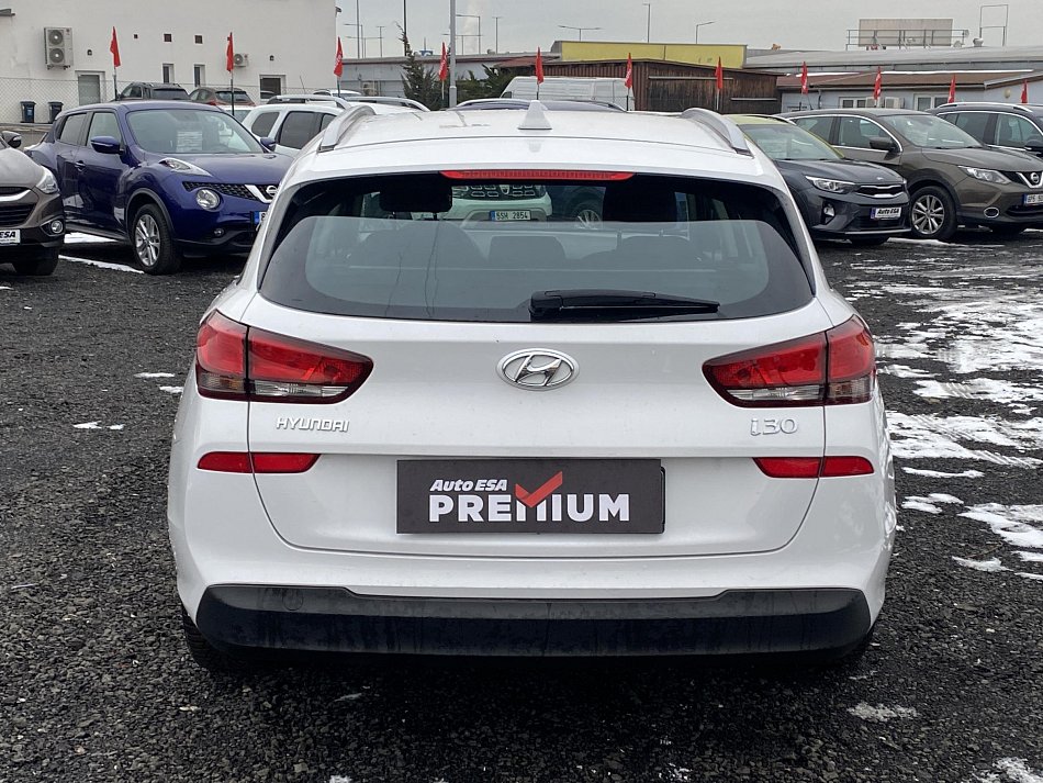 Hyundai I30 1.5i CVVT 