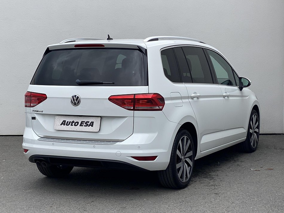 Volkswagen Touran 2.0TDi Highline