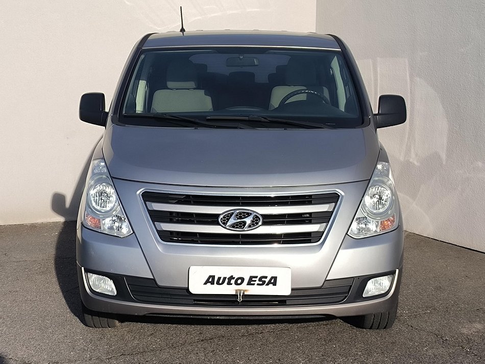 Hyundai H 1 2.5CRDi  8míst