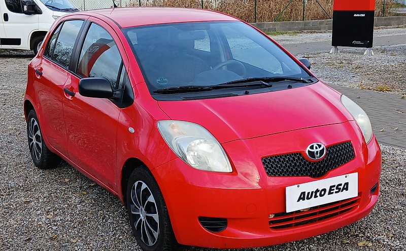 Toyota Yaris 1.3i 