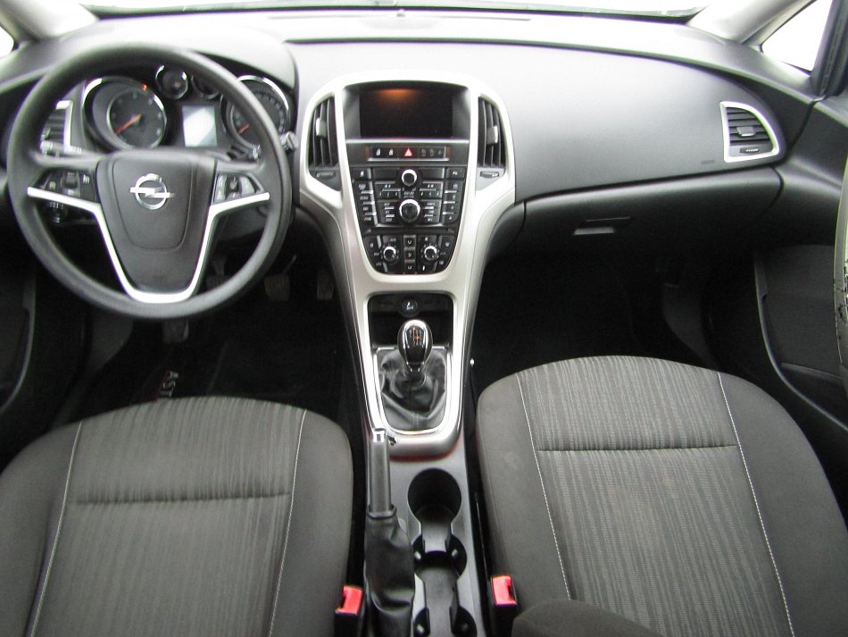 Opel Astra 1.7 CDTi 