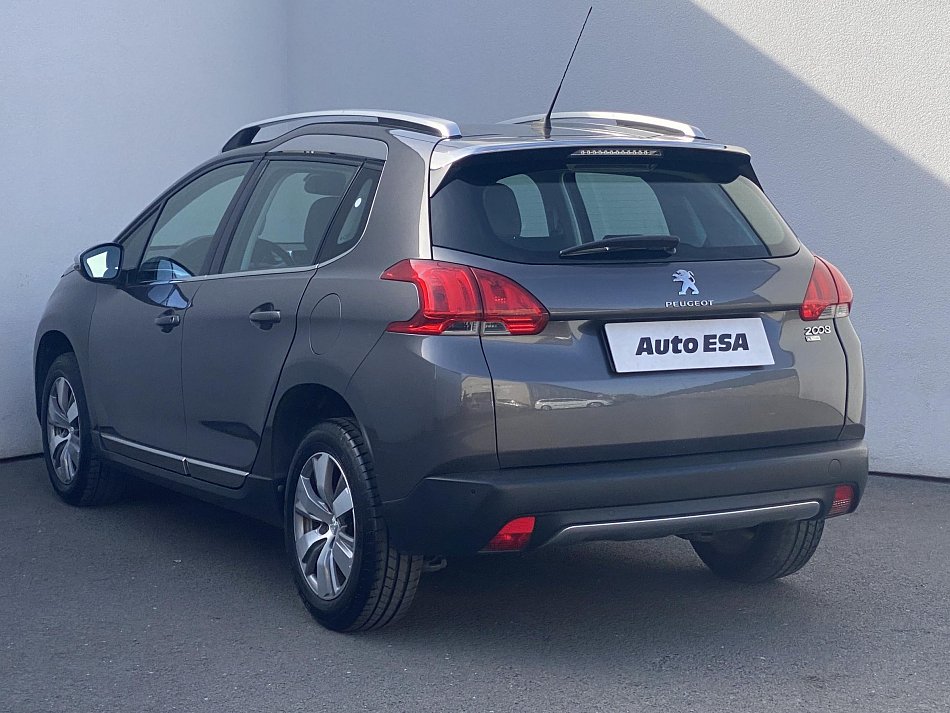 Peugeot 2008 1.2PT Allure