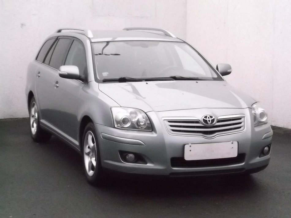 Toyota Avensis 2.2 