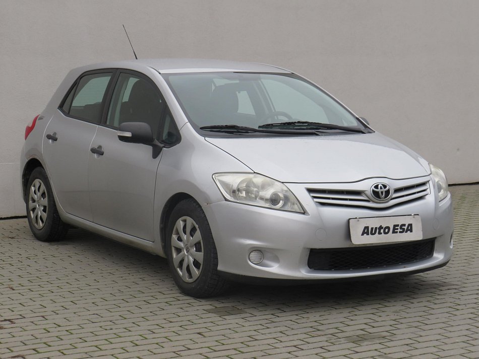 Toyota Auris 1.4 D-4D 