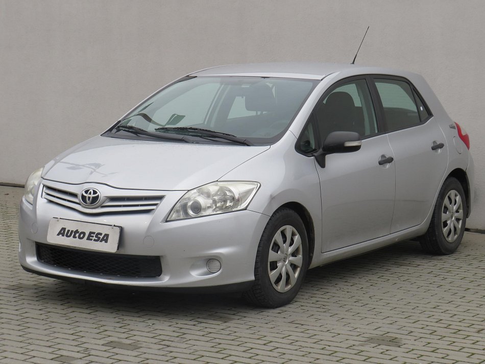 Toyota Auris 1.4 D-4D 