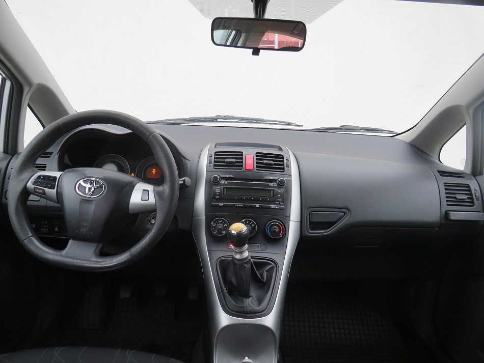 Toyota Auris 1.4 D-4D 