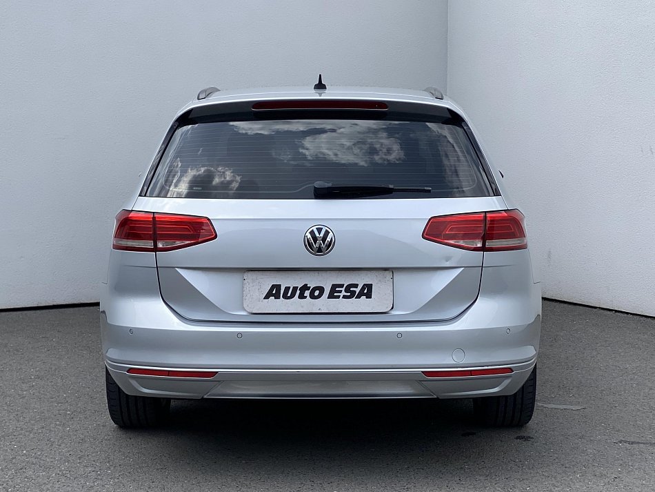 Volkswagen Passat 2.0 TDi 