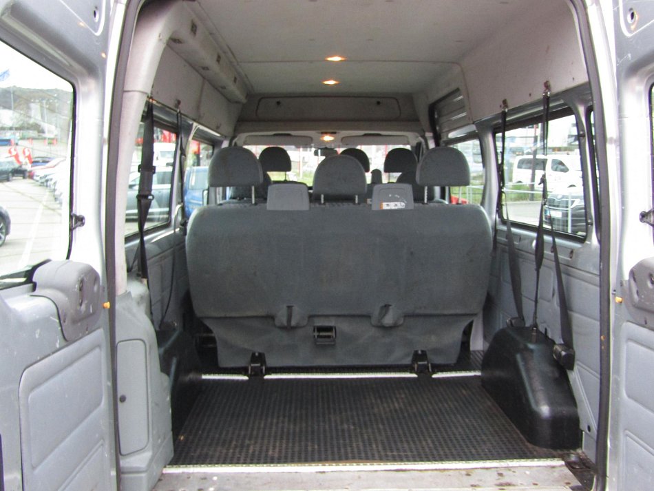 Ford Transit 2.2TDCi  L3H2 9míst