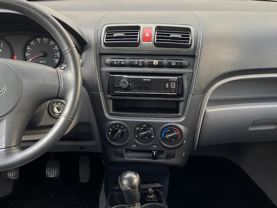 Kia Picanto 1.0i 