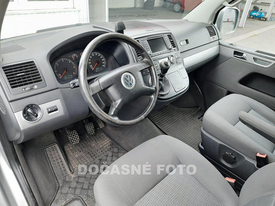 Volkswagen Multivan 2.5TDi 