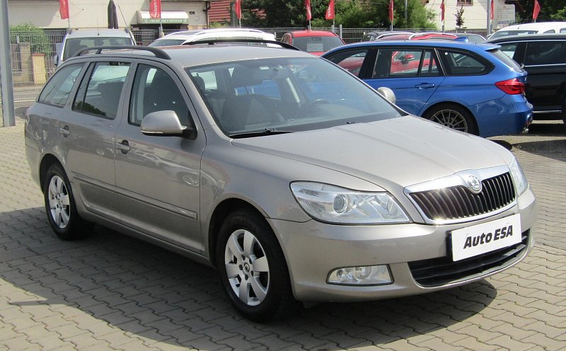 Škoda Octavia II 1.6 TDi Elegance