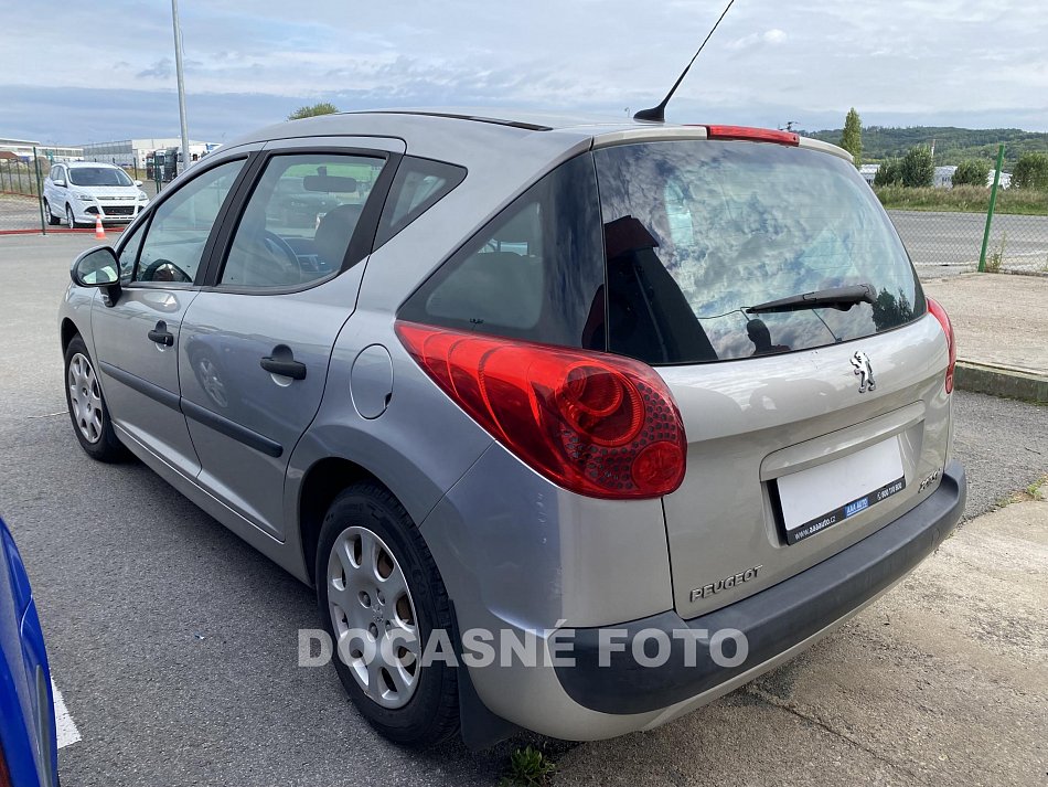 Peugeot 207 1.4i 