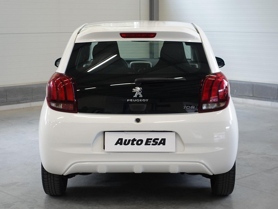 Peugeot 108 1.0i 